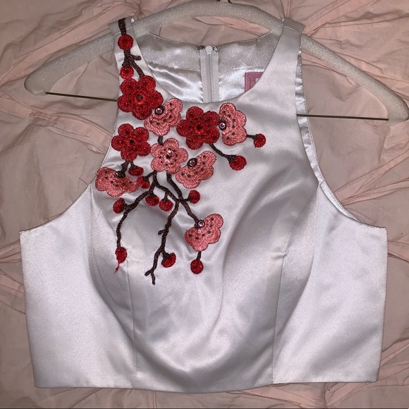 Dress - Picture 3 of 5